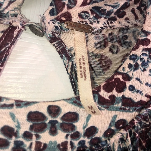 EUC Free People Nouveau Long Lace Top Sleeve Tulip Front Floral Size Medium - Picture 6 of 12